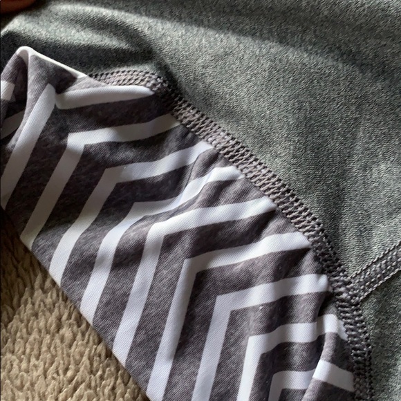 High neck activewear/swimwear long sleeve - Picture 2 of 2